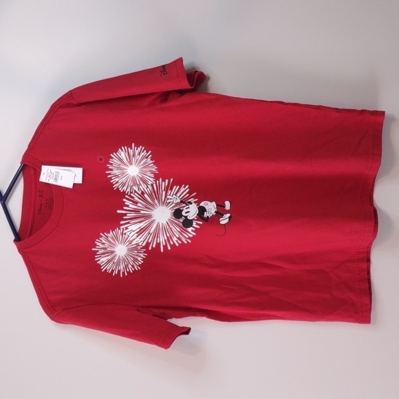 Disney x AE Mickey Mouse Short Sleeve Tshirt Red Size Med New - Picture 1 of 6